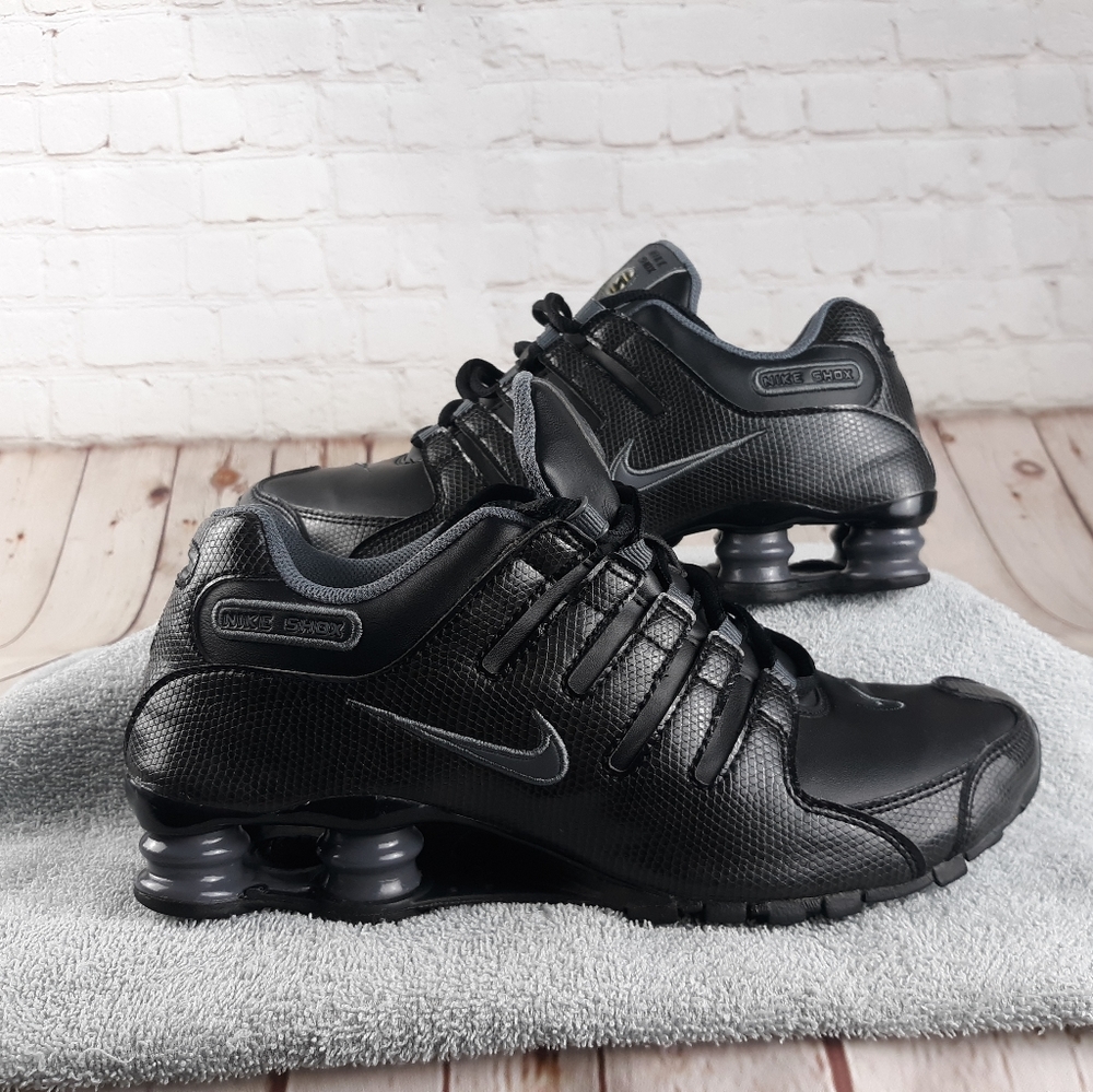 Women's Nike shox size 7.5